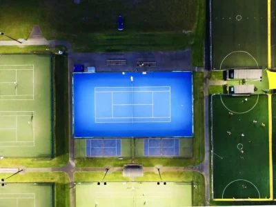 Court de padel éclairé avec Tweener - Albany Tennis Park - Australie